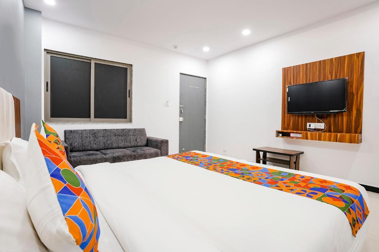 Fabhotel Magnus Сурат Экстерьер фото